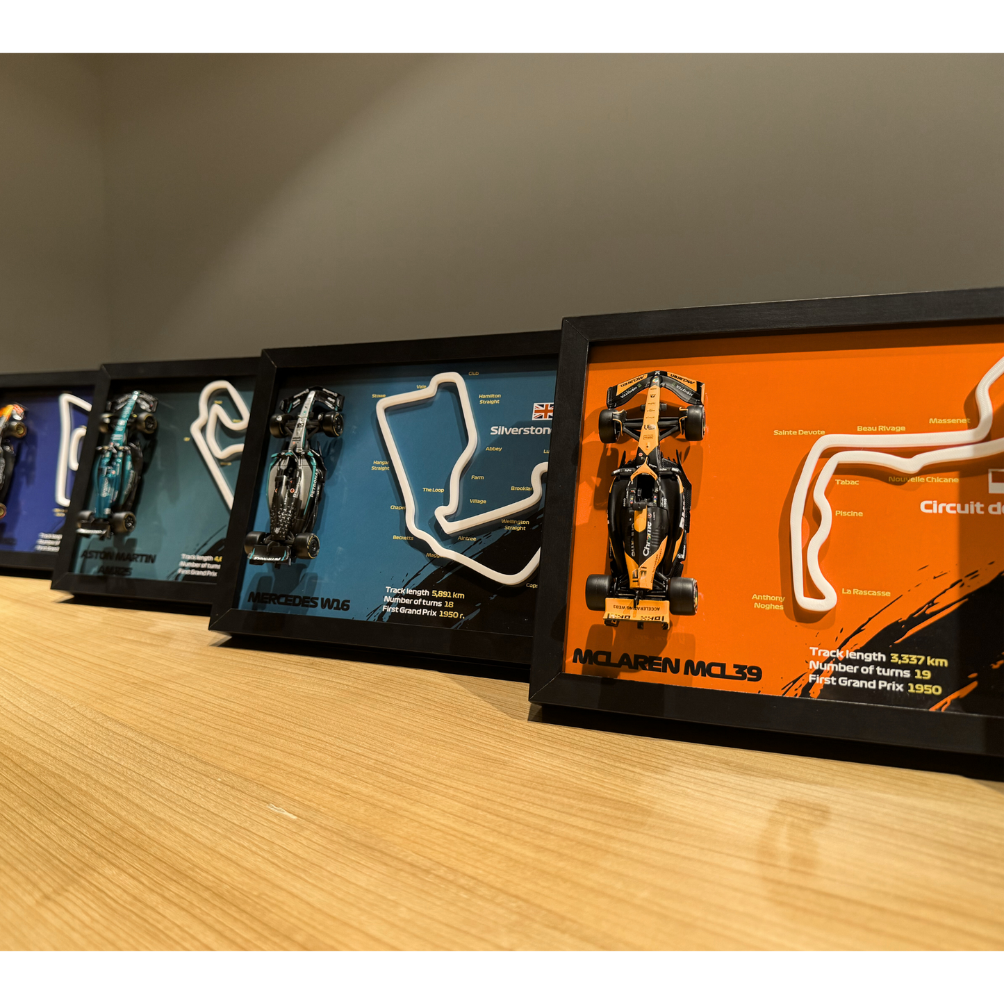 Ramka z bolidem McLaren - Circuit de Monaco