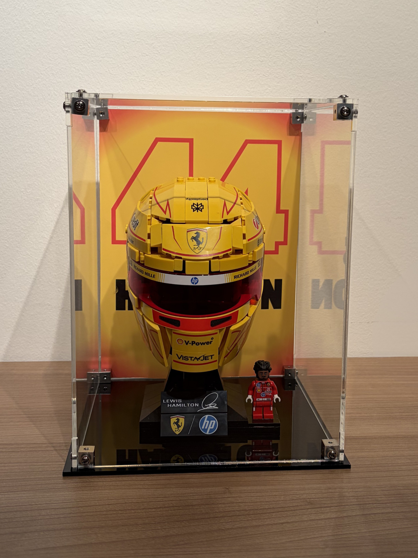 Lewis Hamilton Helmet Display Case (43022)