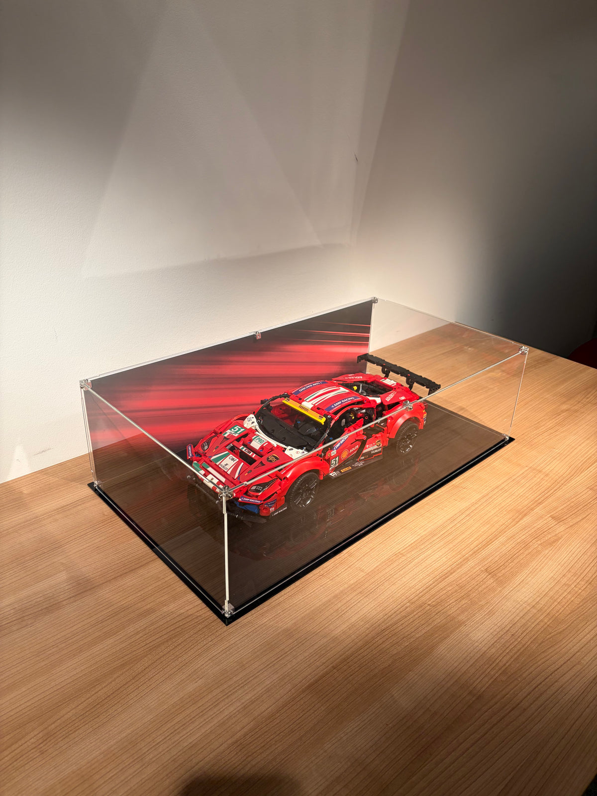 Gablota Ferrari 488 GTE 42125