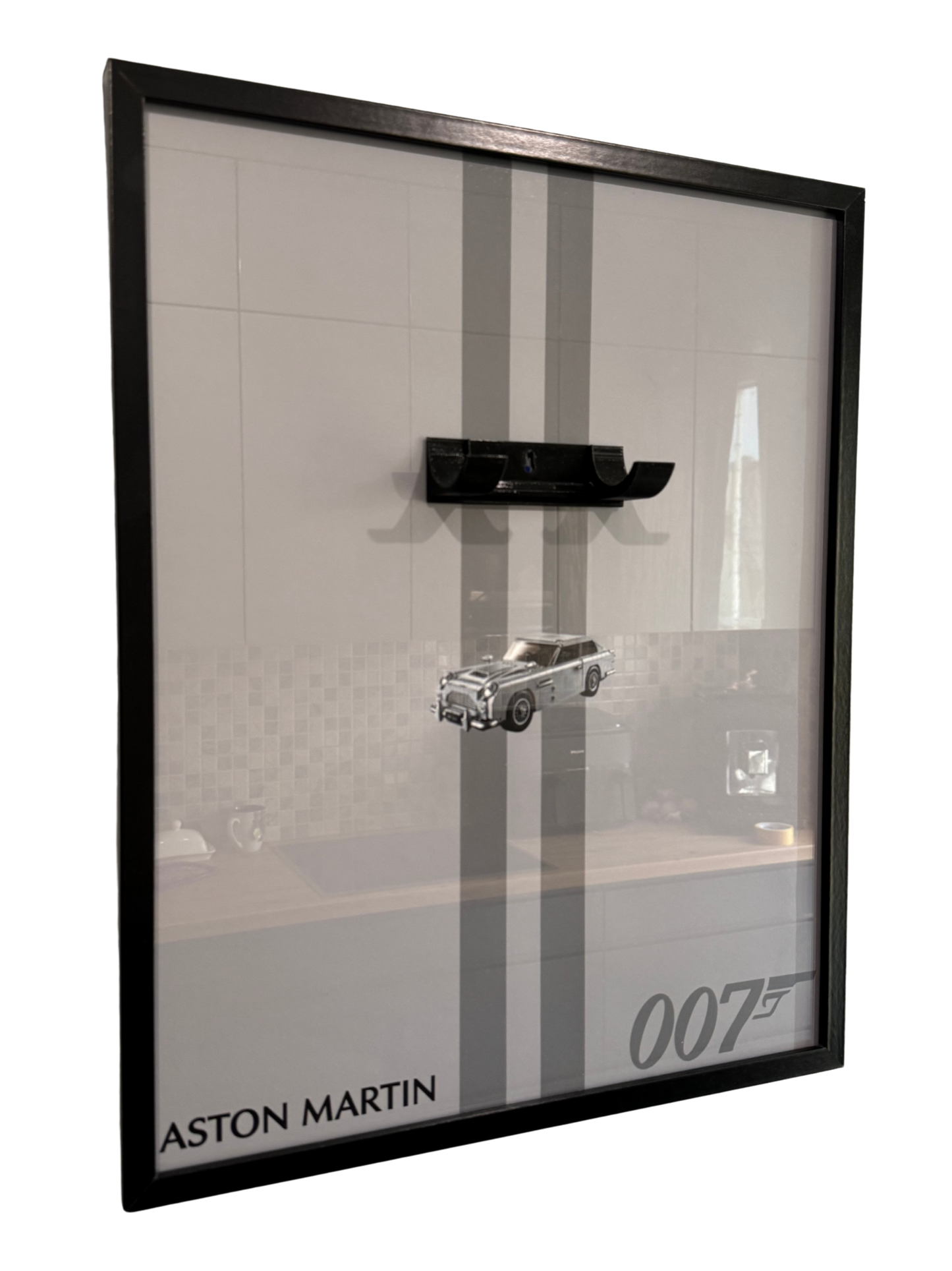 Ramka Aston Martin DB5 007
